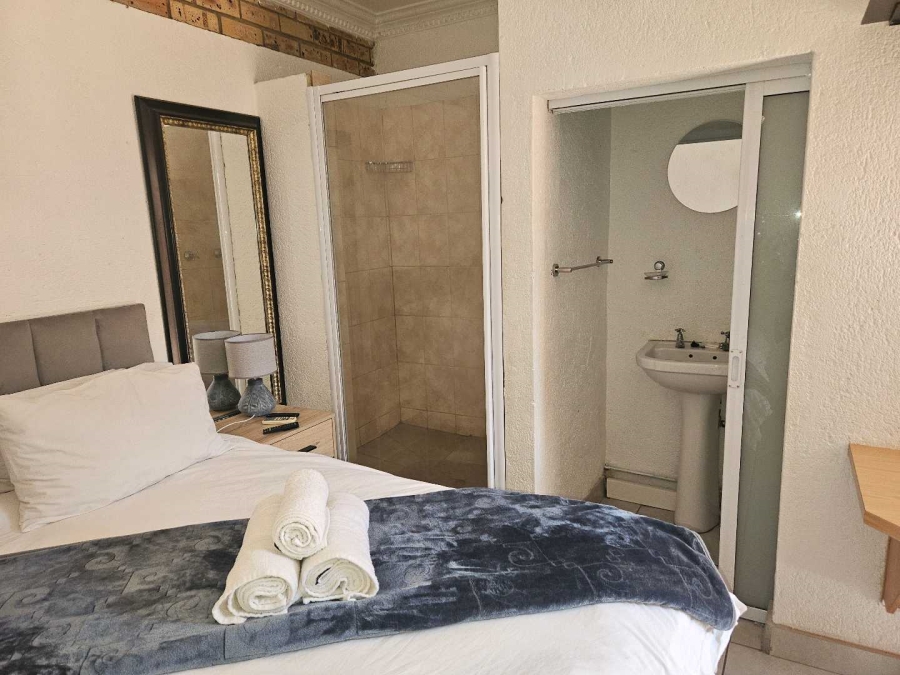 15 Bedroom Property for Sale in Royldene Northern Cape